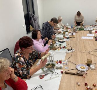 zajęcia rękodzielnicze i florystyczne