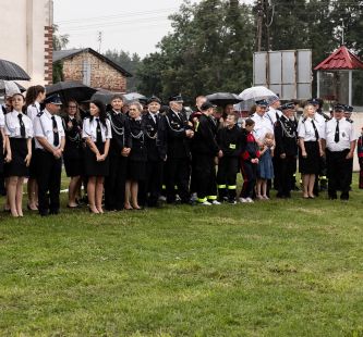 Przemarsz uczestników uroczystości