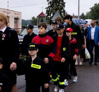 Przemarsz uczestników uroczystości